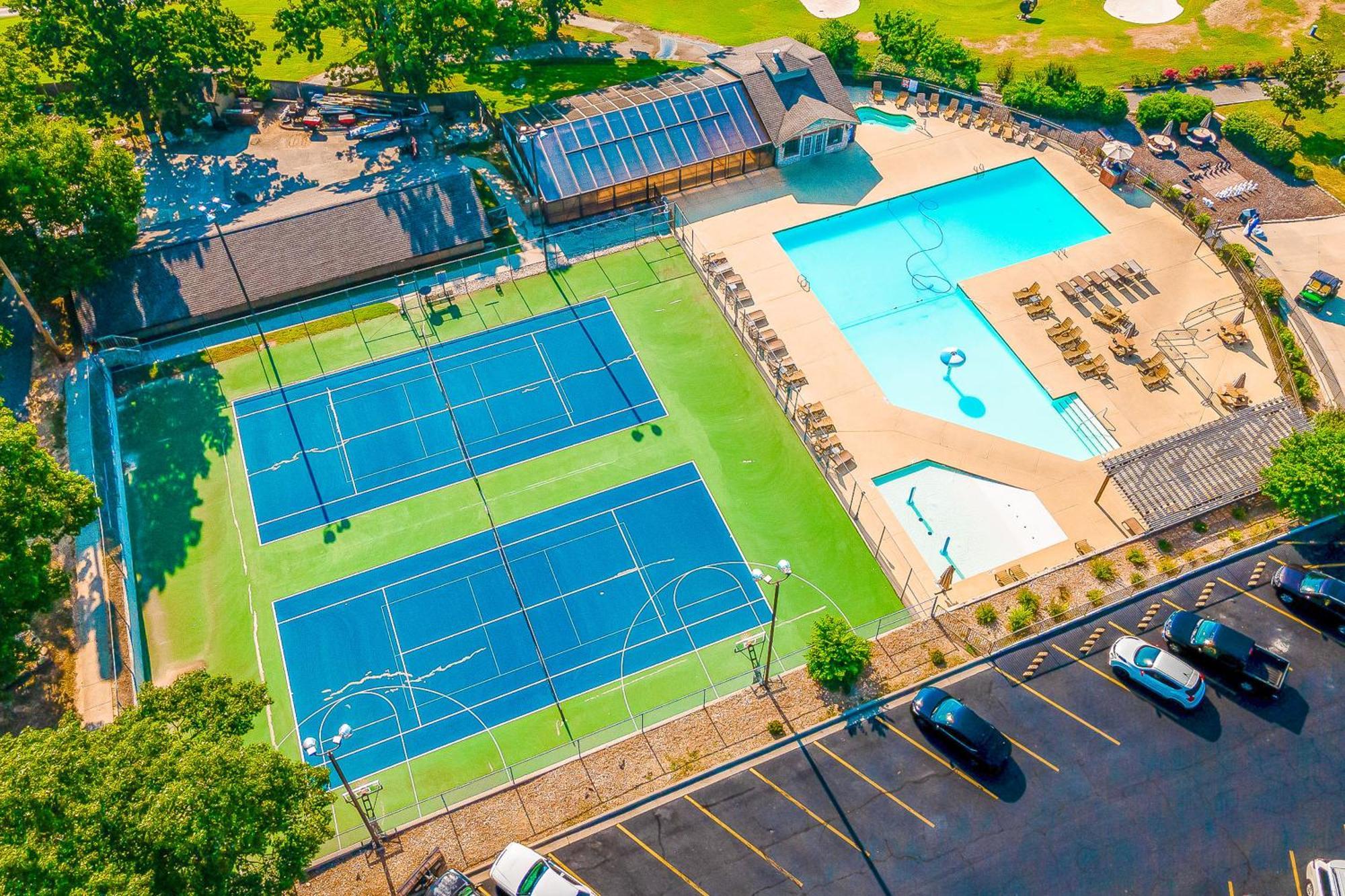 Lofty Retreat & Paradise Pointe Branson Exterior photo